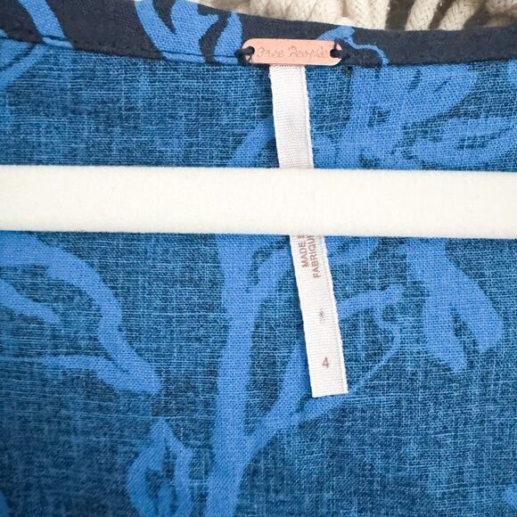 Free People Draped Collar Floral Mini Dress Size 4 EUC - Picture 4 of 6